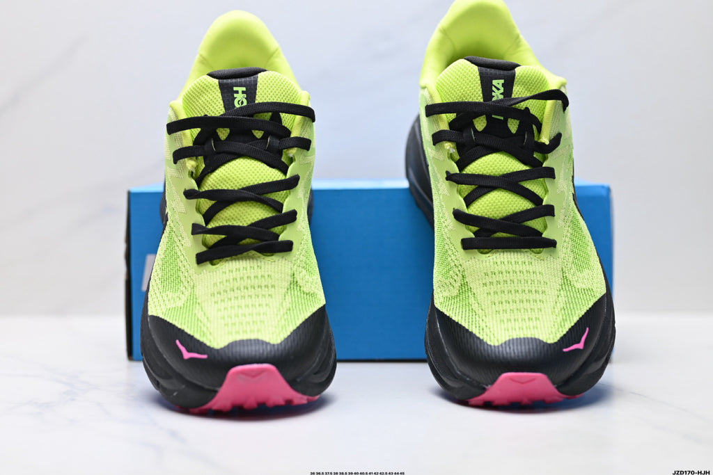 HOKA Challenger 8 Low-Top Running Shoe – 1168716-NHK