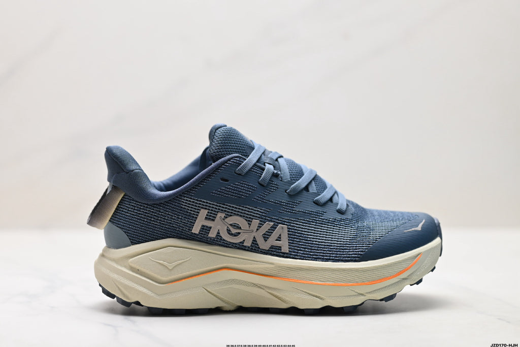HOKA Challenger 8 Low-Top Running Shoe –1168716-FYP