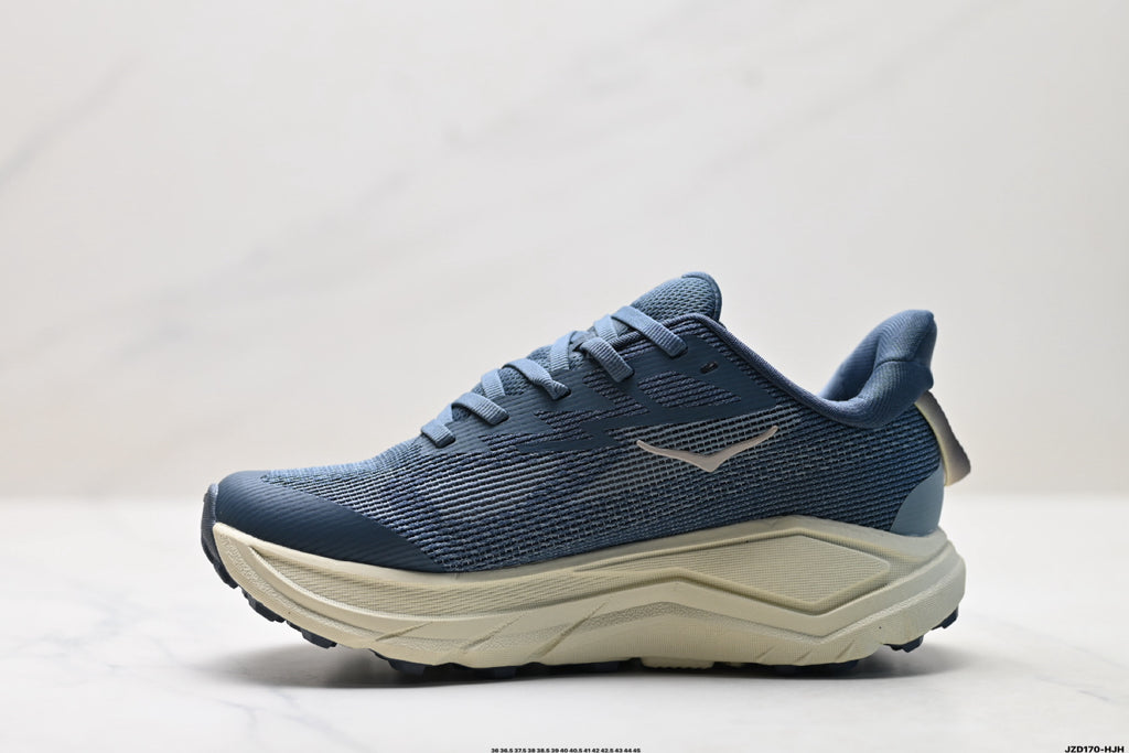 HOKA Challenger 8 Low-Top Running Shoe –1168716-FYP