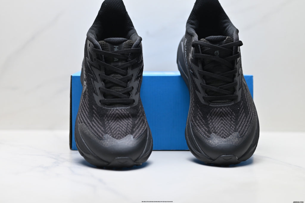 HOKA Challenger ATR 8 GTX Low-Top Running Shoe 1180811– BBNB