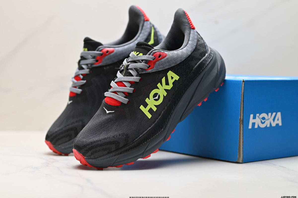 HOKA Challenger ATR 7 Low-Top Running Shoe 1134497– ONN