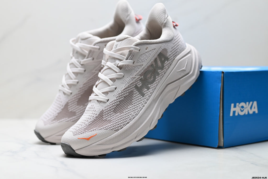 HOKA Challenger 8 Low-Top Running Shoe – 1168717-SPHL