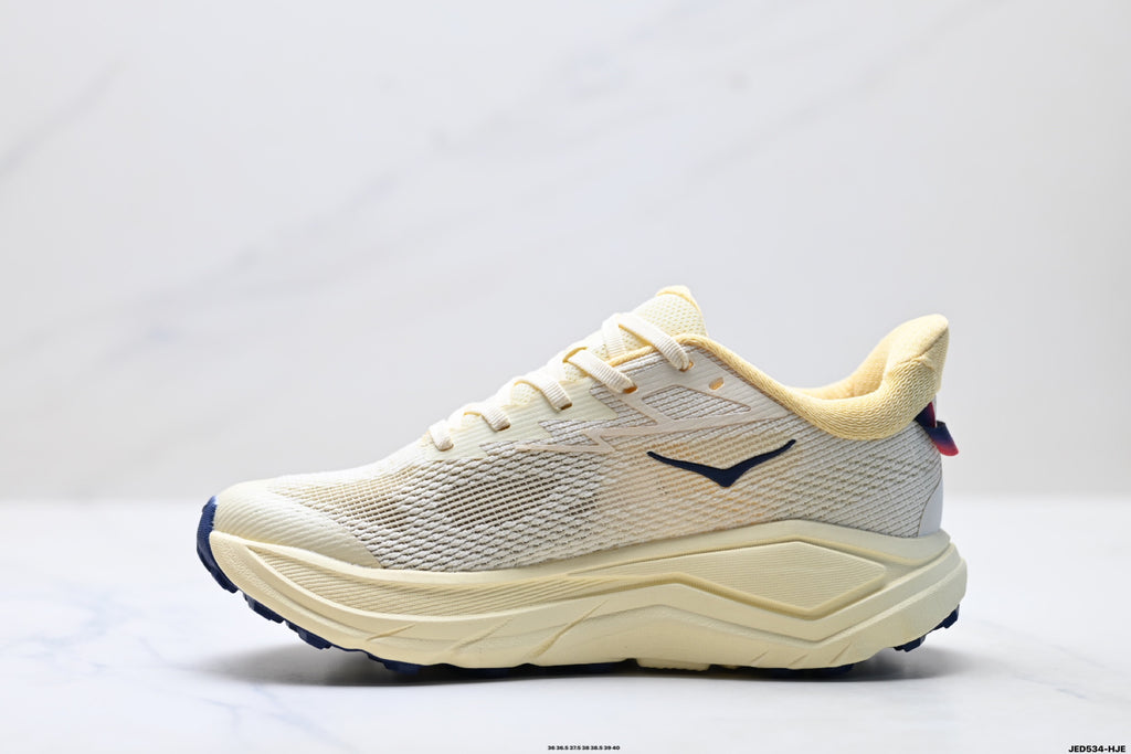 HOKA Challenger 8 Low-Top Running Shoe 1168717– VWM
