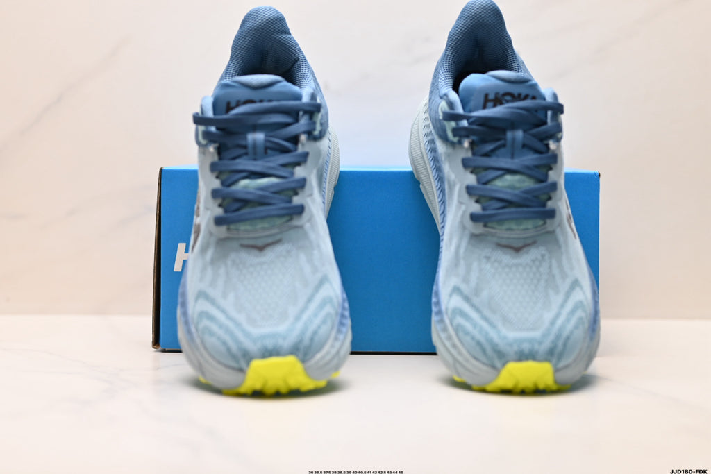 HOKA Challenger ATR 7 Low-Top Running Shoe 1134499– SBEP