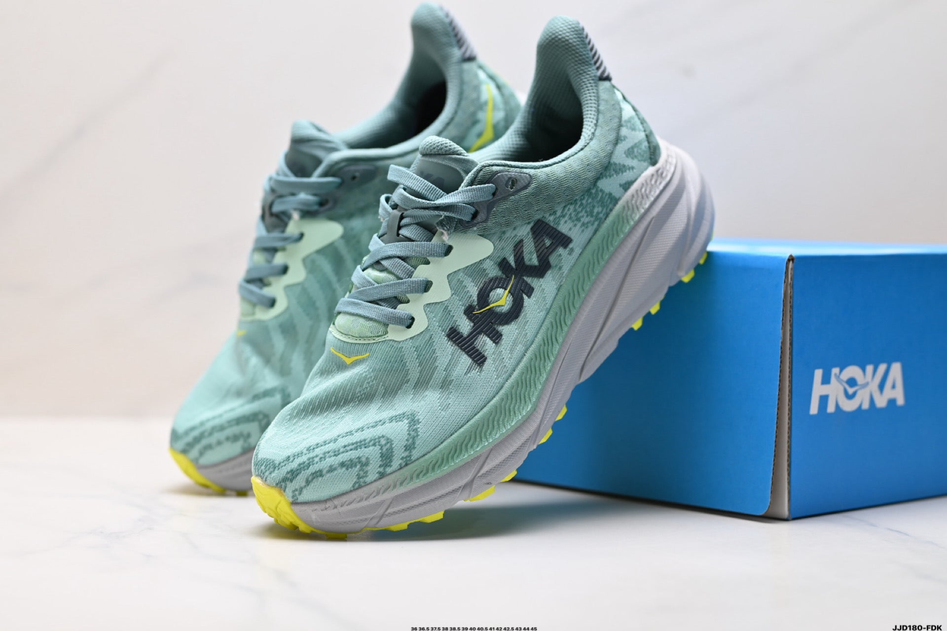 HOKA Challenger ATR 7 Low-Top Running Shoe 1134499– MGTR