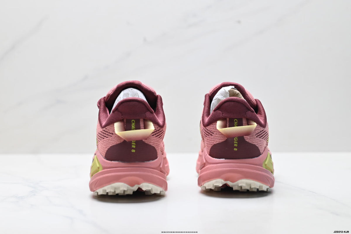 HOKA Challenger 8 Low-Top Running Shoe 1168716-MPLC