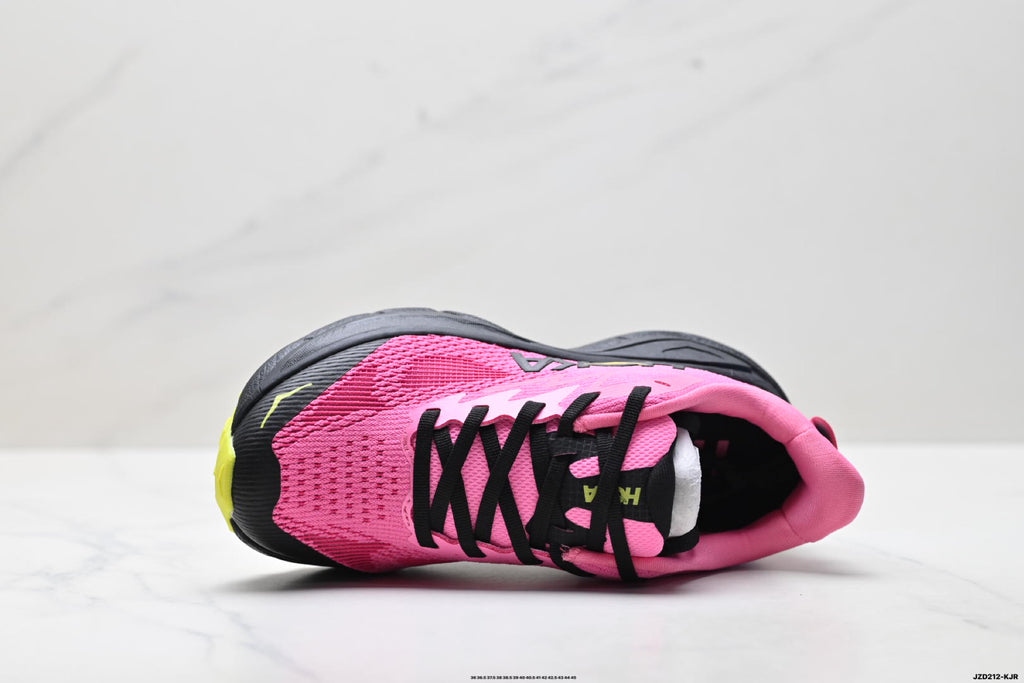 HOKA Challenger 8 Low-Top Running Shoe 1168717– NNR