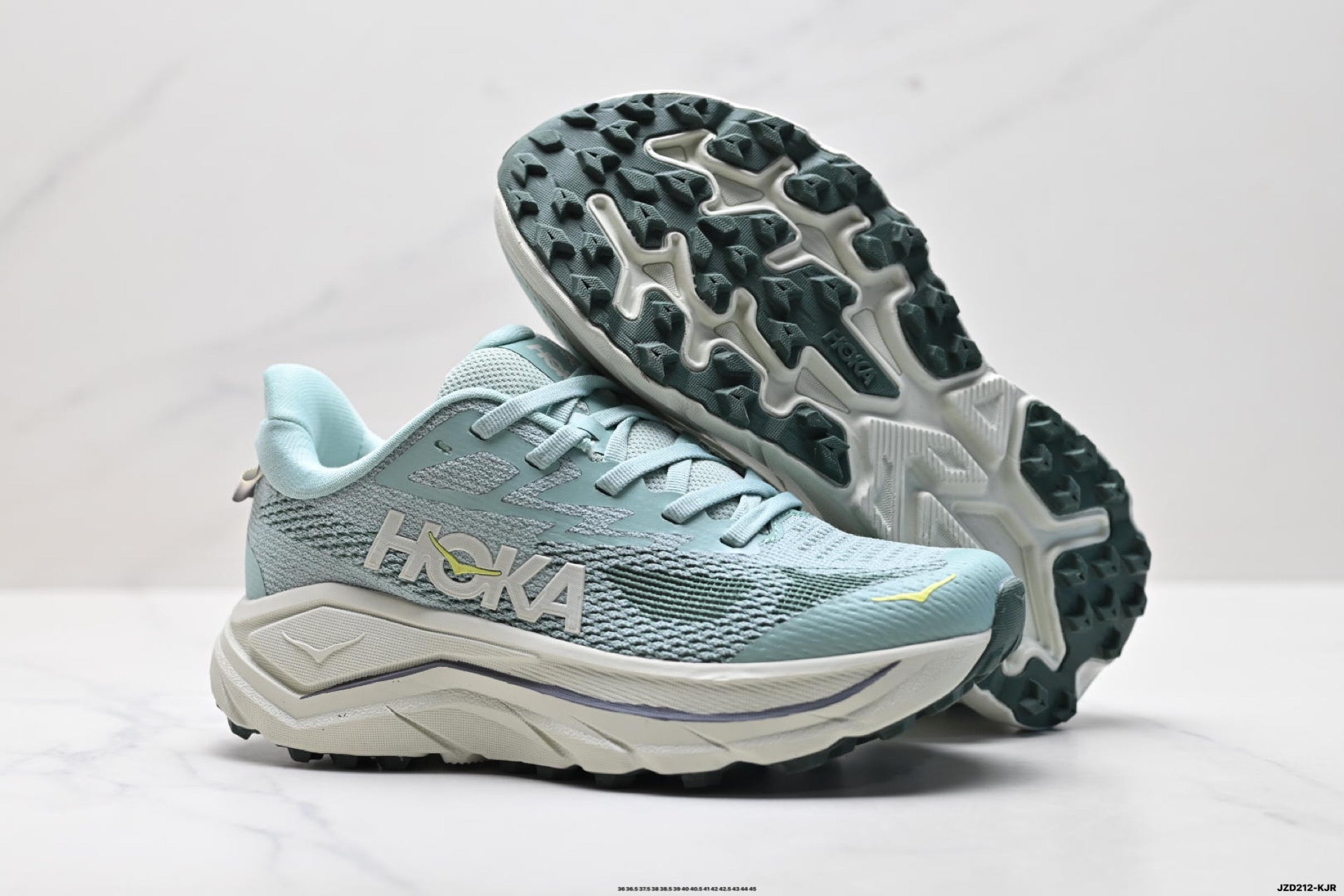 HOKA Challenger 8 Low-Top Running Shoe 1168718 –JDT