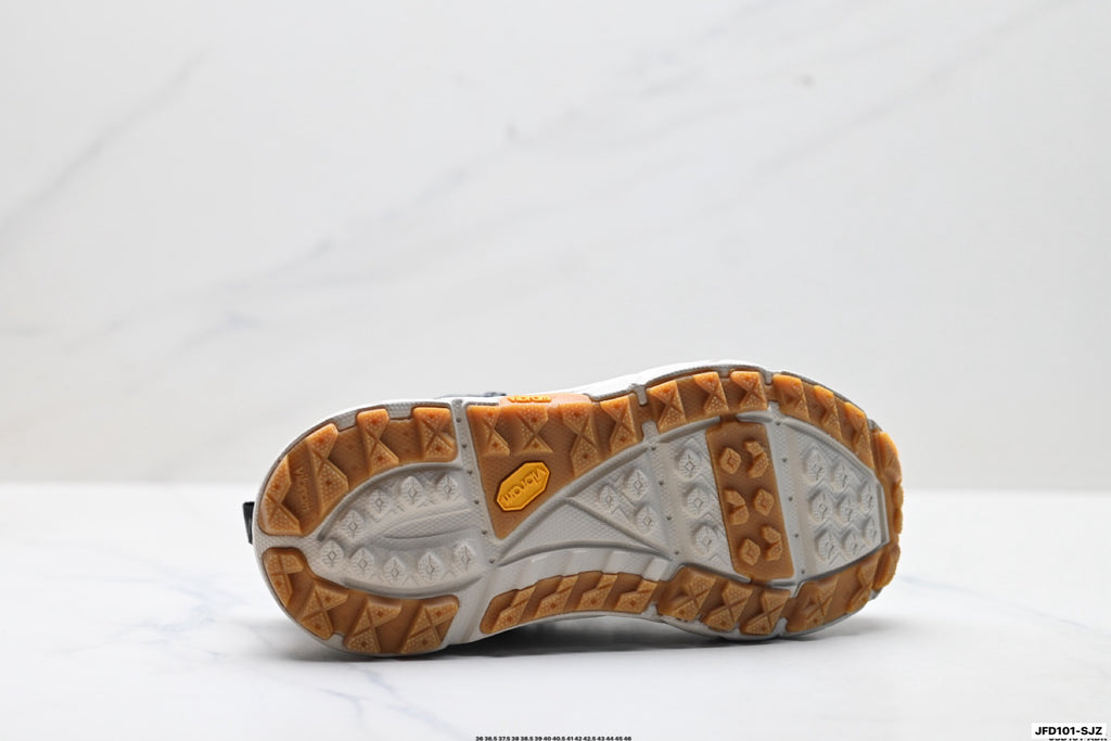 HOKA ONE ONE Tor Summit Low-Top Shoe 1147952–OLC