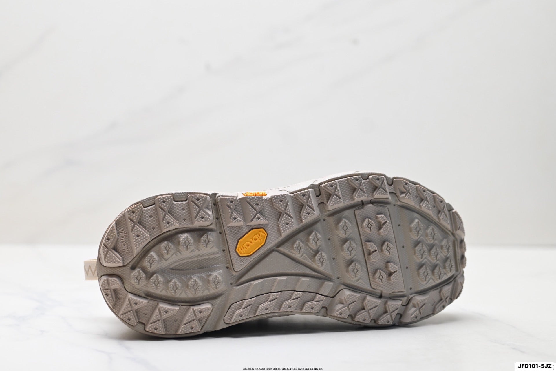 HOKA ONE ONE Tor Summit Low-Top Shoe 1147952– OLK