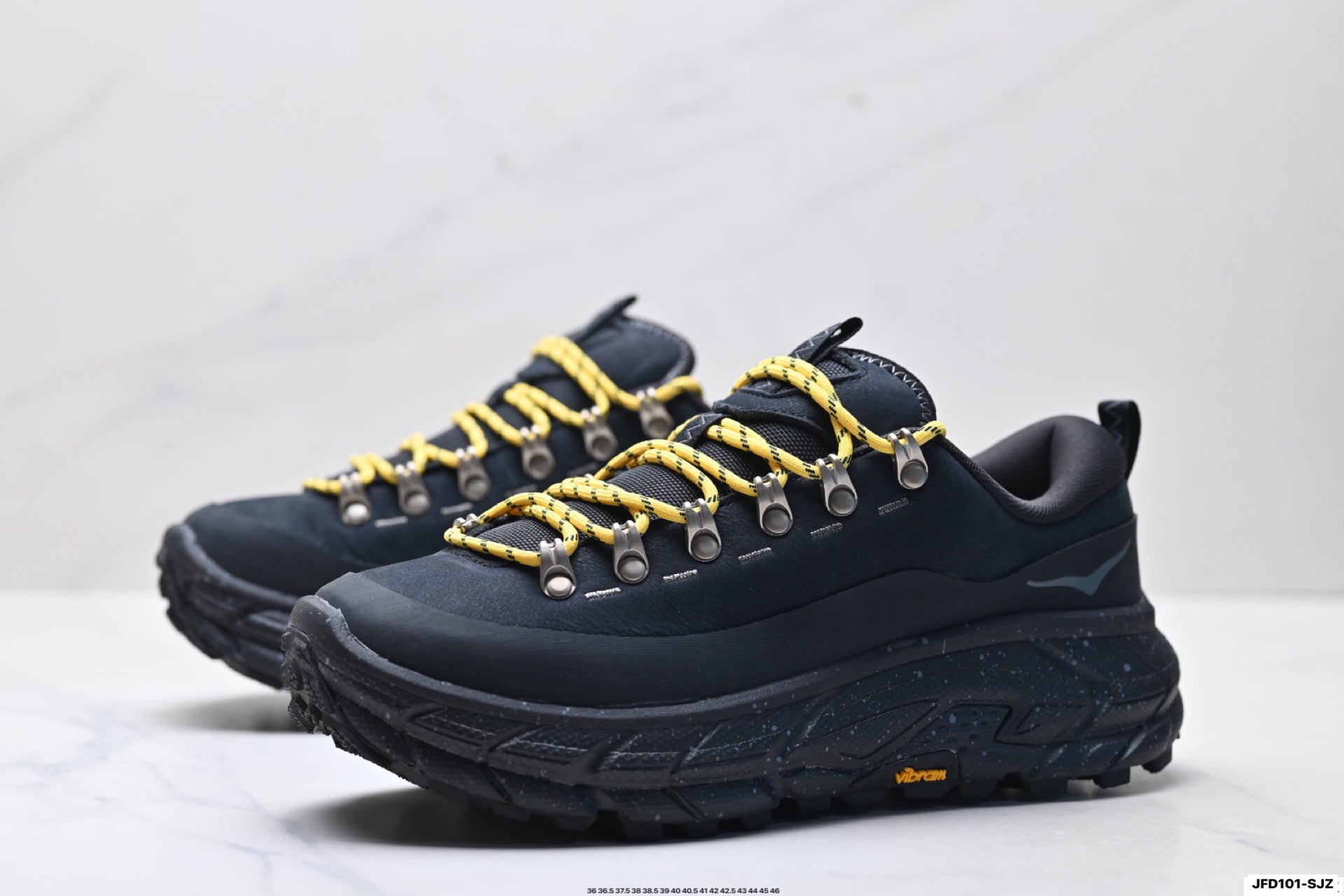 HOKA ONE ONE Tor Summit Low-Top Shoe 1147952 – BBLC